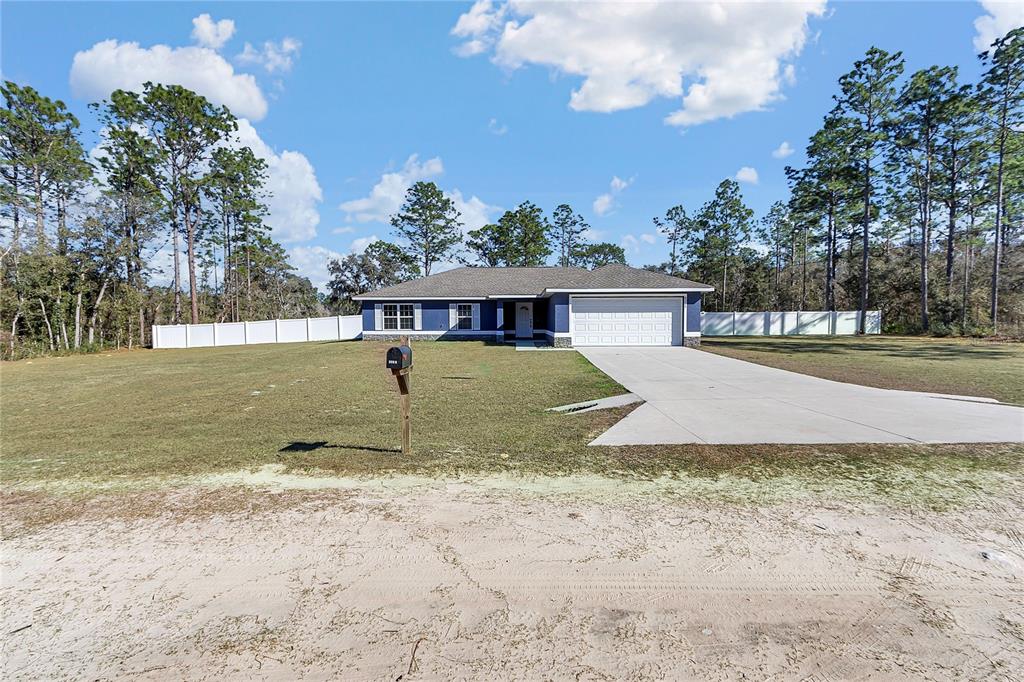 8265 Southwest 128th Terrace Dunnellon, FL 34432 - Photo 4 of 43
