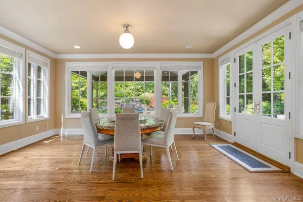 $3,480,000 | 9 Earle Drive, Muttontown, NY 11791