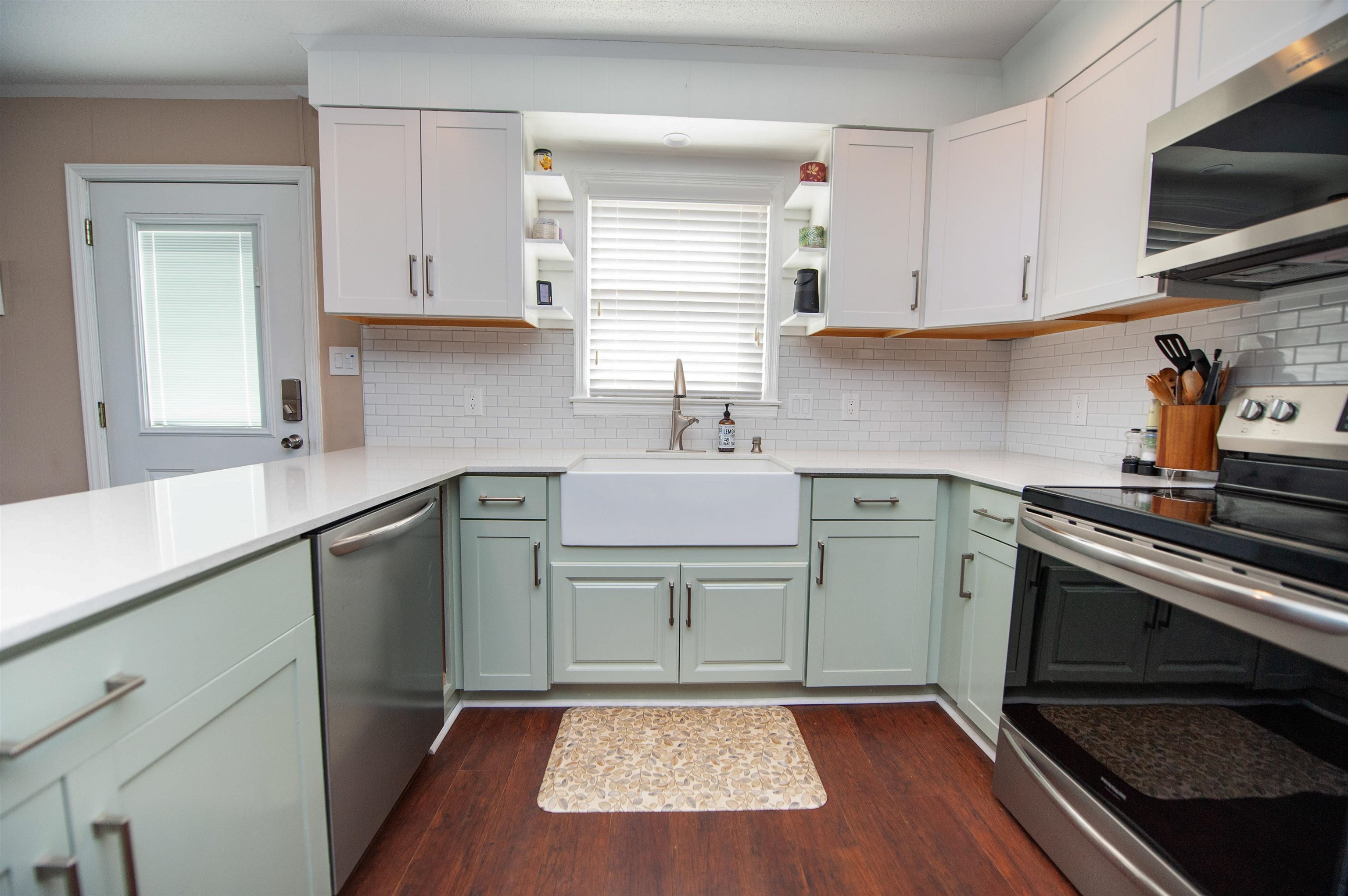 183 Lakeview Drive Inman, SC 29349 - Photo 4 of 47