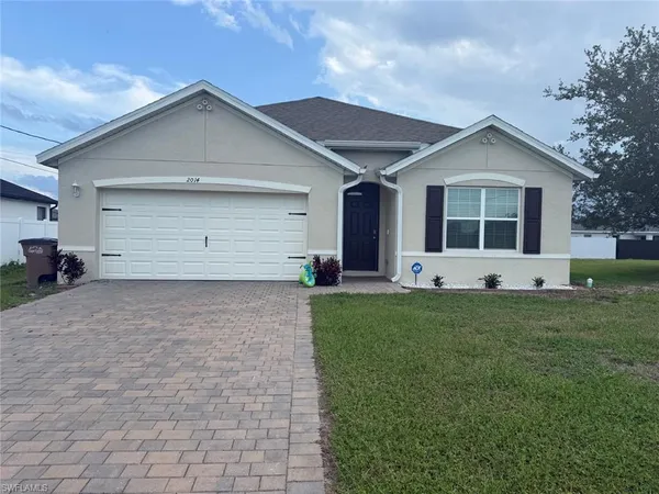 $2,000 | 2014 Northwest 9th Street, Cape Coral, FL 33993