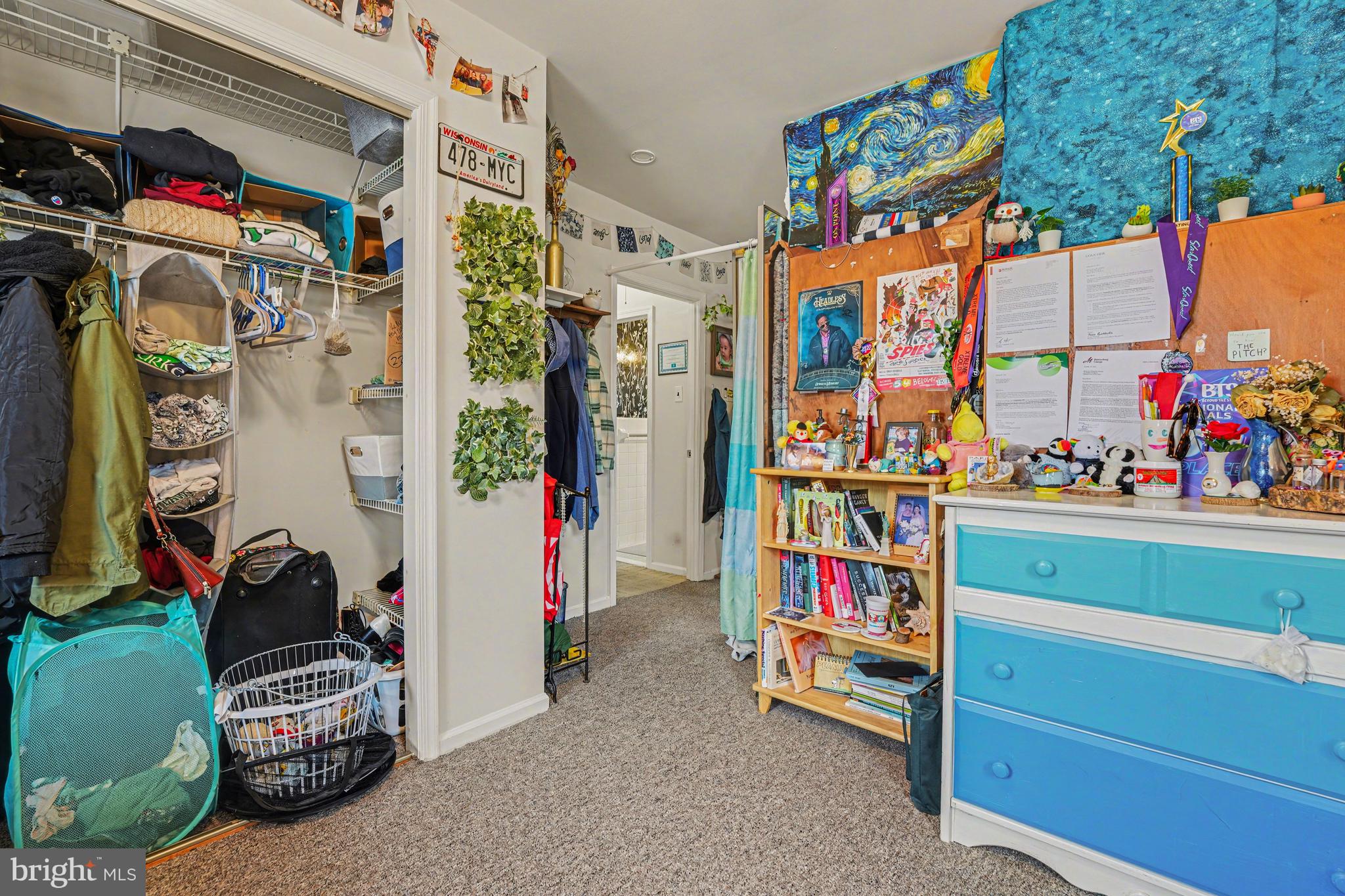 107 Allison Road Oreland, PA 19075 - Photo 40 of 54 a view of art shop