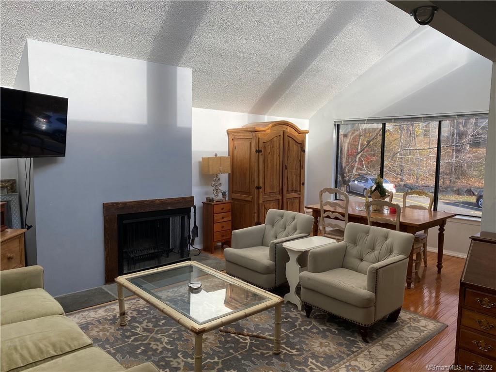 1 Juneberry Lane, Unit 1 Ridgefield, CT 06877 - Photo 1 of 1