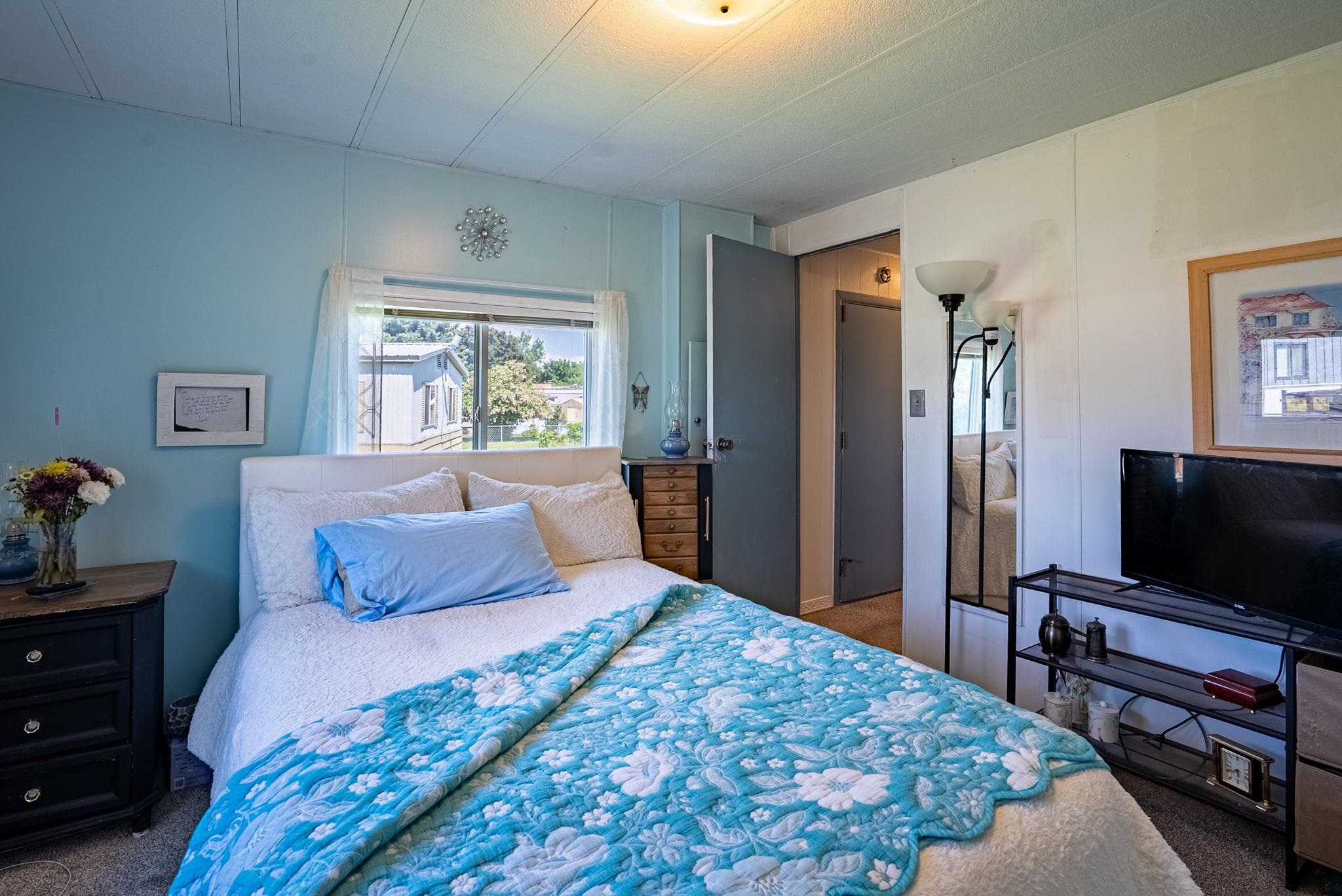 3925 East Farwell Road, Unit 19 Mead, WA 99021 - Photo 7 of 32