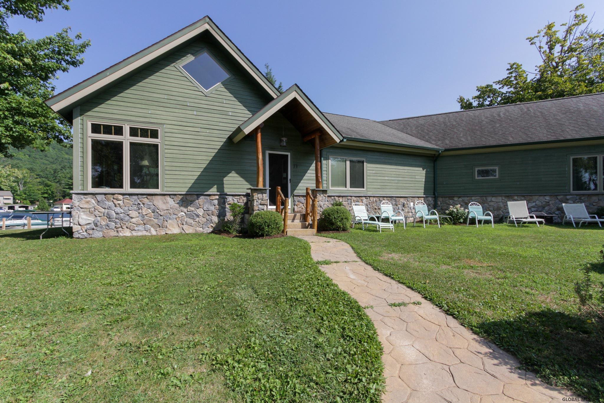17 Holiday Point Road Queensbury, NY 12804 - Photo 23 of 31 Photo 25