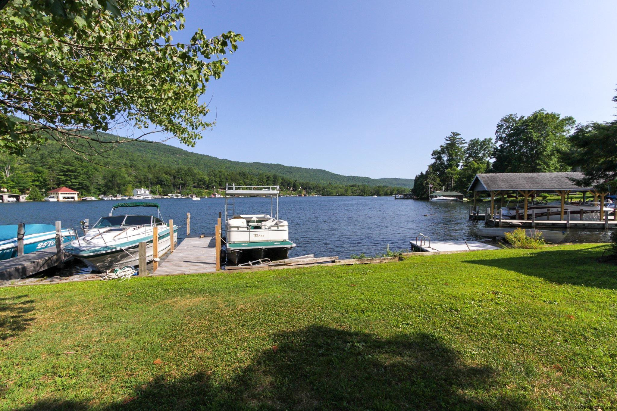 17 Holiday Point Road Queensbury, NY 12804 - Photo 25 of 31 Photo 27