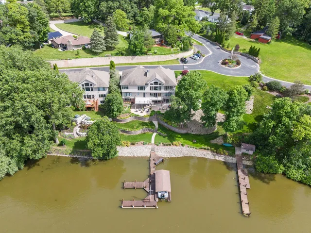 $1,550,000 | 94 Hidden Acres, Appleton, WI 54915