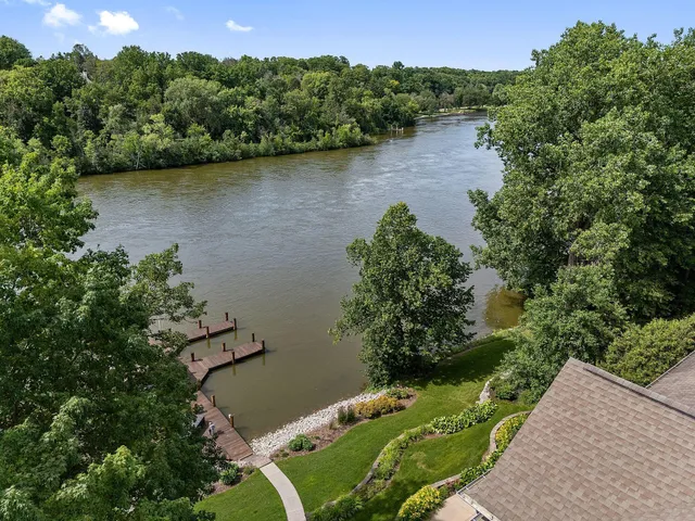 $1,550,000 | 94 Hidden Acres, Appleton, WI 54915