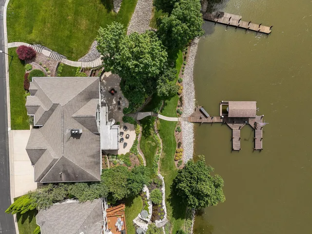 $1,550,000 | 94 Hidden Acres, Appleton, WI 54915