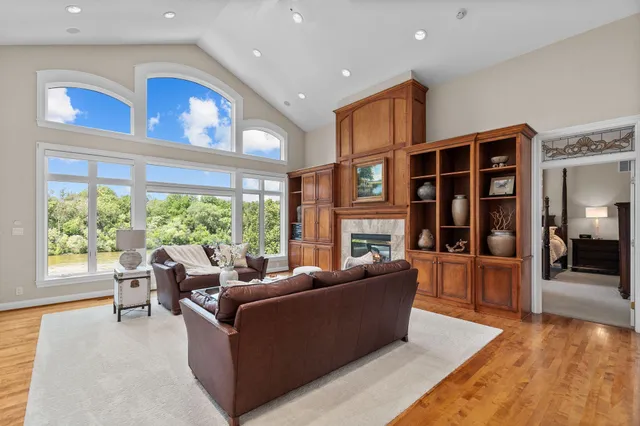 $1,550,000 | 94 Hidden Acres, Appleton, WI 54915