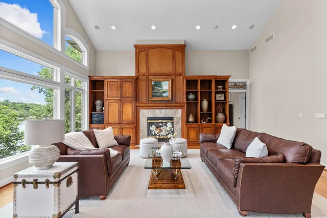 $1,550,000 | 94 Hidden Acres, Appleton, WI 54915