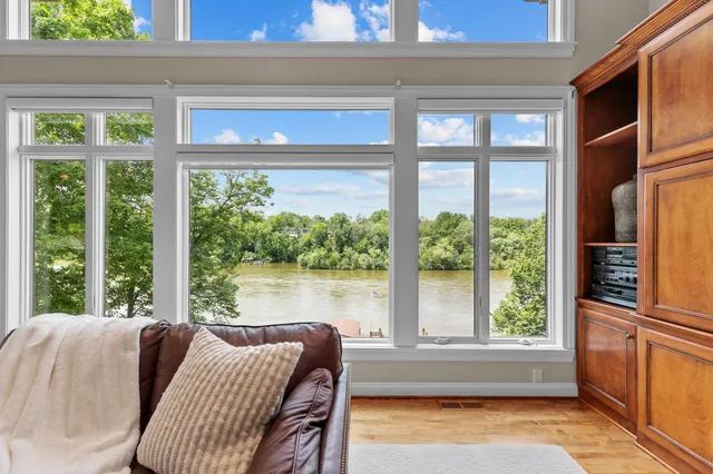 $1,550,000 | 94 Hidden Acres, Appleton, WI 54915