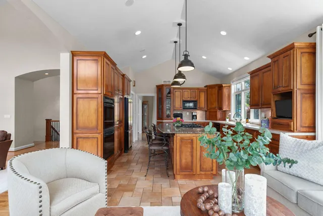 $1,550,000 | 94 Hidden Acres, Appleton, WI 54915