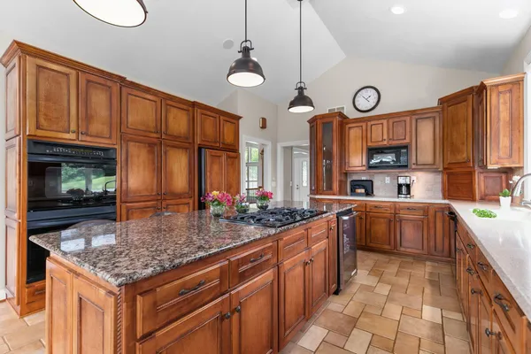 $1,550,000 | 94 Hidden Acres, Appleton, WI 54915