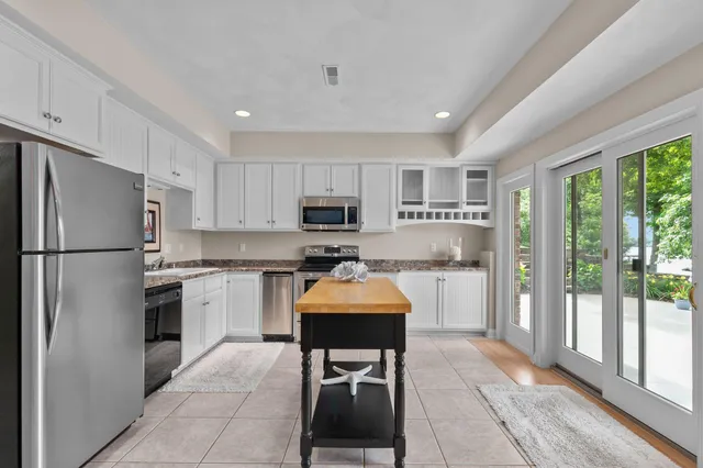 $1,550,000 | 94 Hidden Acres, Appleton, WI 54915