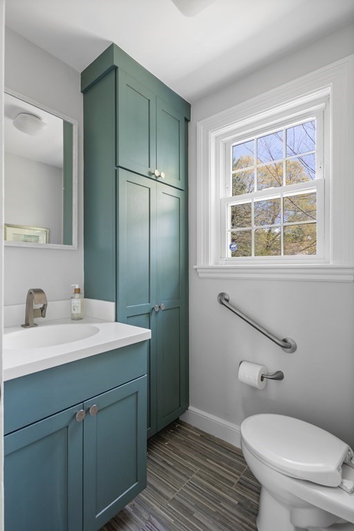 67 Randlett Park Newton, MA 02465 - Photo 16 of 41 a bathroom with a sink toilet and shower