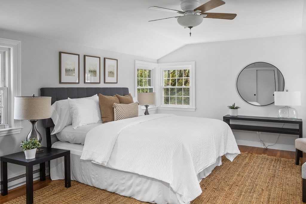 67 Randlett Park Newton, MA 02465 - Photo 21 of 41 a bedroom with bed and a window