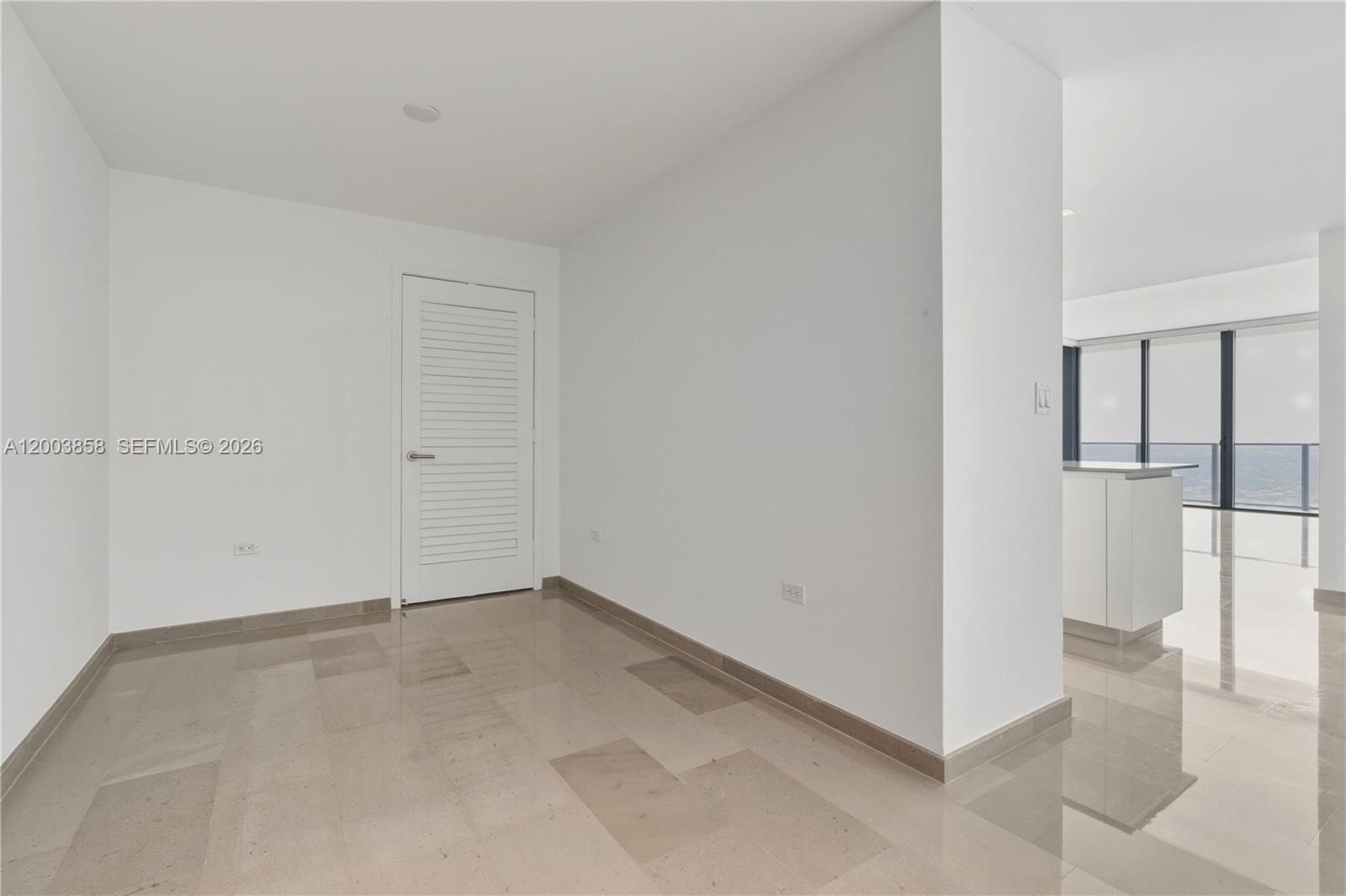 88 Southwest 7th Street, Unit 3710 Miami, FL 33130 - Photo 9 of 21 a view of an empty room