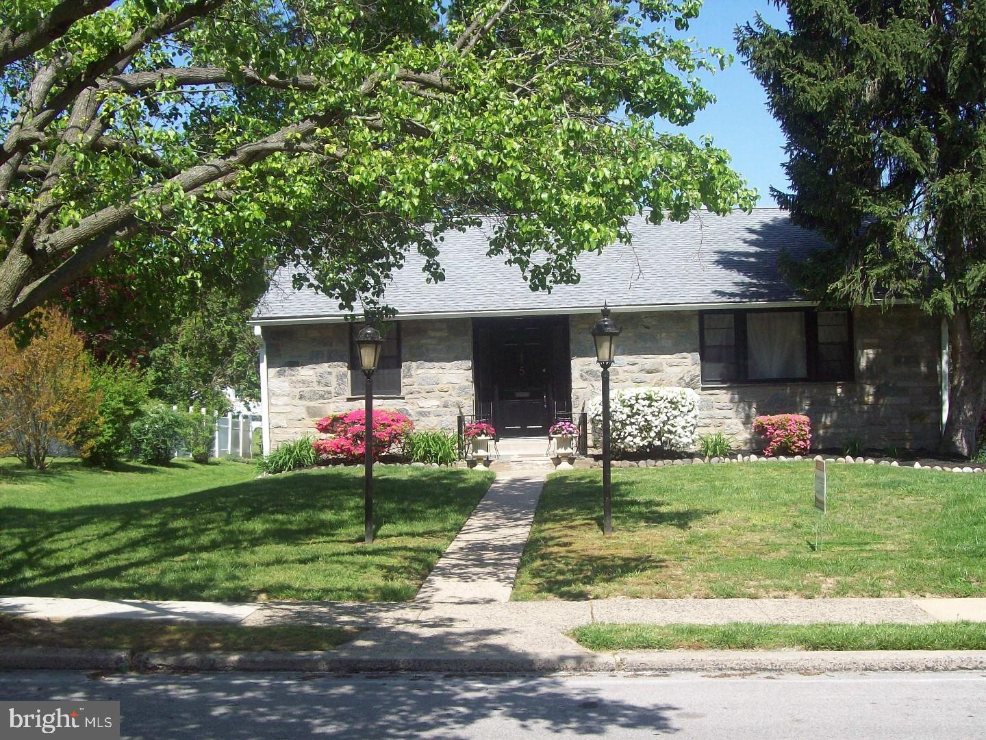 5 Arbor Lea Road Upper Darby, PA 19050 - Photo 1 of 25 Gallery Image 1