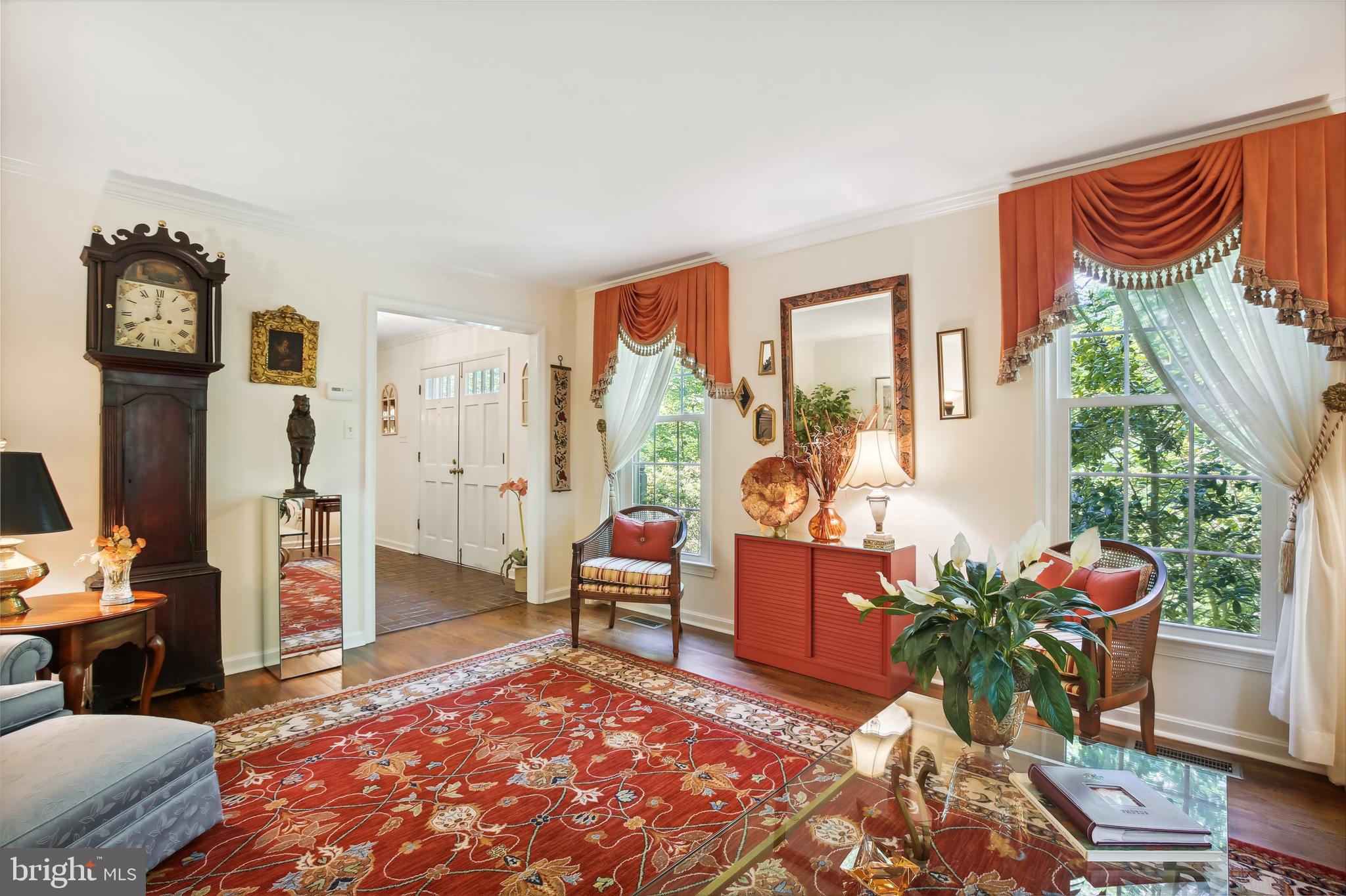 9198 Ripple Brook Road Great Falls, VA 22066 - Photo 4 of 54 Gallery Image 4