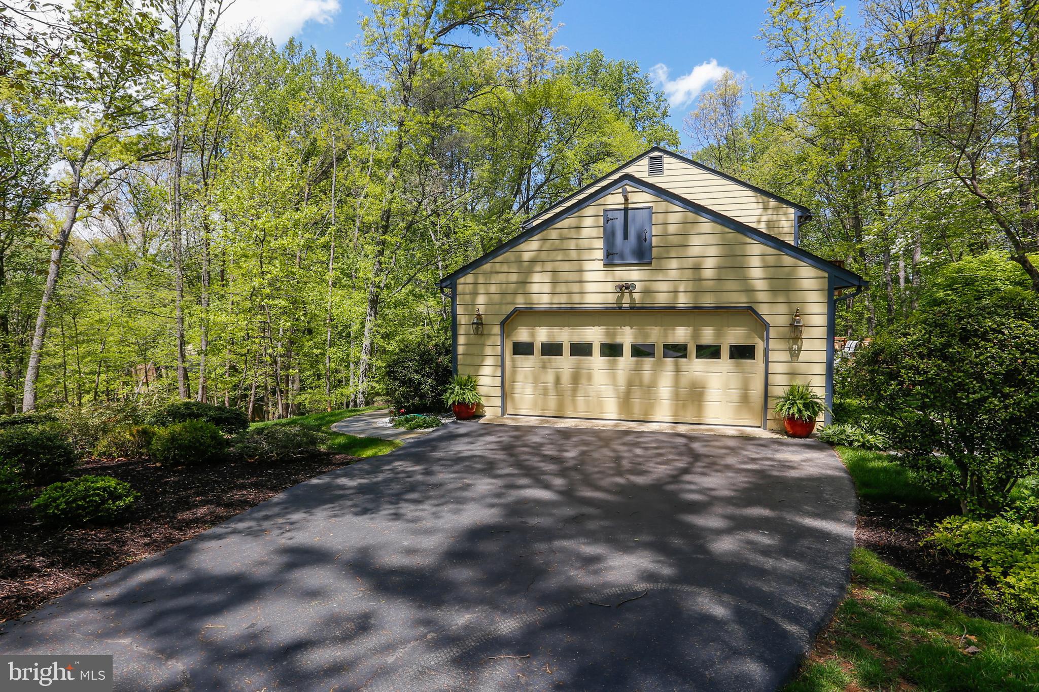 9198 Ripple Brook Road Great Falls, VA 22066 - Photo 44 of 54 Driveway/2 Car Garage