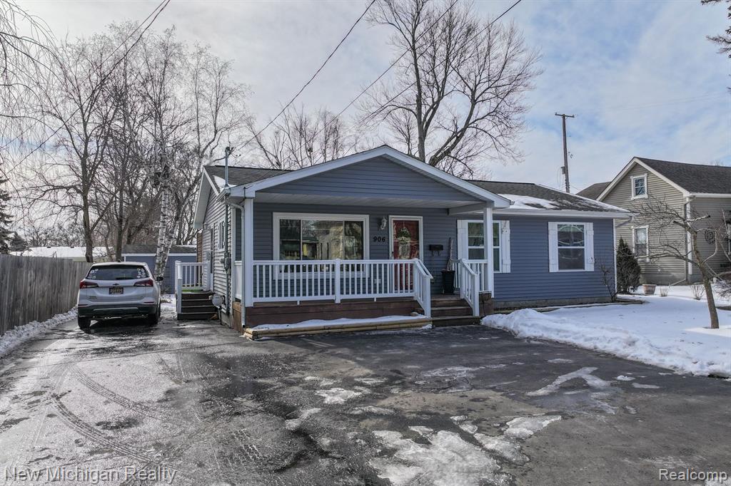 906 Main Street Fenton, MI 48430 - Photo 9 of 45 Gallery Image 9