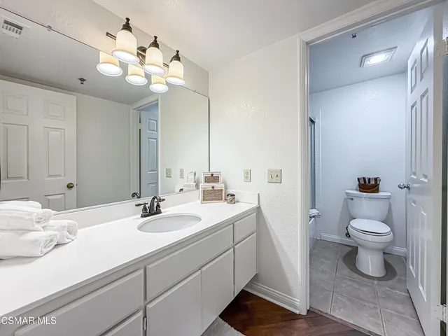 $499,999 | 675 Oak Run Trail, Unit TL206, Oak Park, CA 91377