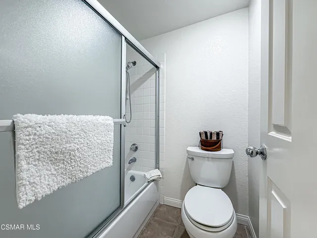 $499,999 | 675 Oak Run Trail, Unit TL206, Oak Park, CA 91377