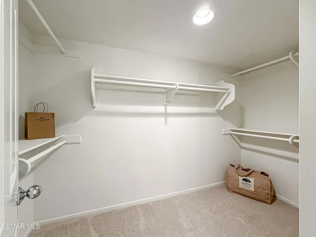 $499,999 | 675 Oak Run Trail, Unit TL206, Oak Park, CA 91377