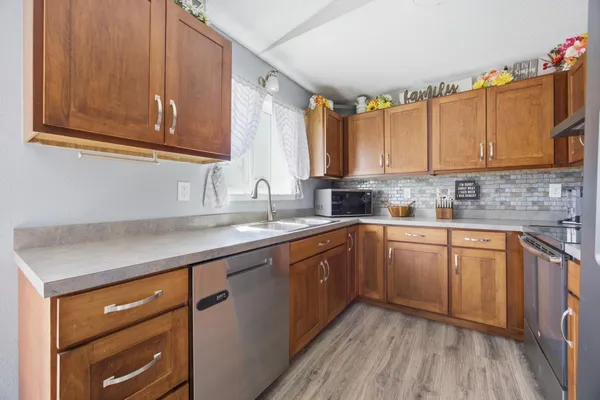 $339,900 | 1918 55th Avenue South, Fargo, ND 58104
