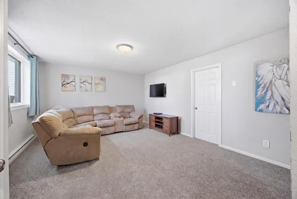 $339,900 | 1918 55th Avenue South, Fargo, ND 58104