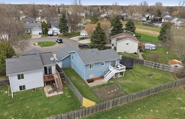 $339,900 | 1918 55th Avenue South, Fargo, ND 58104