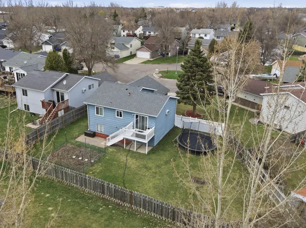 $339,900 | 1918 55th Avenue South, Fargo, ND 58104