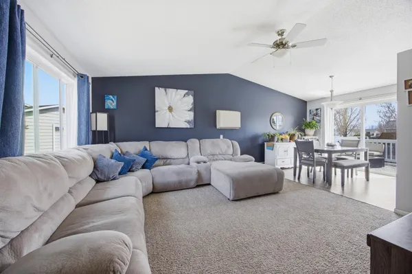 $339,900 | 1918 55th Avenue South, Fargo, ND 58104