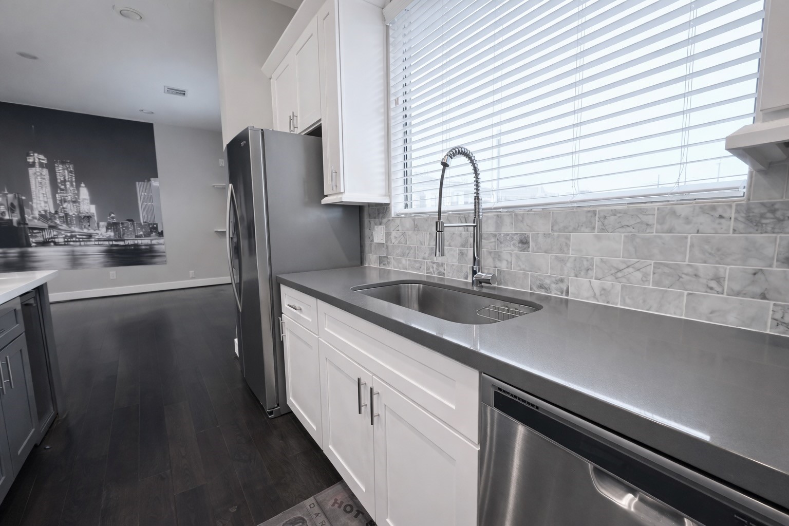 10806 Warwana Road, Unit C Houston, TX 77043 - Photo 9 of 35