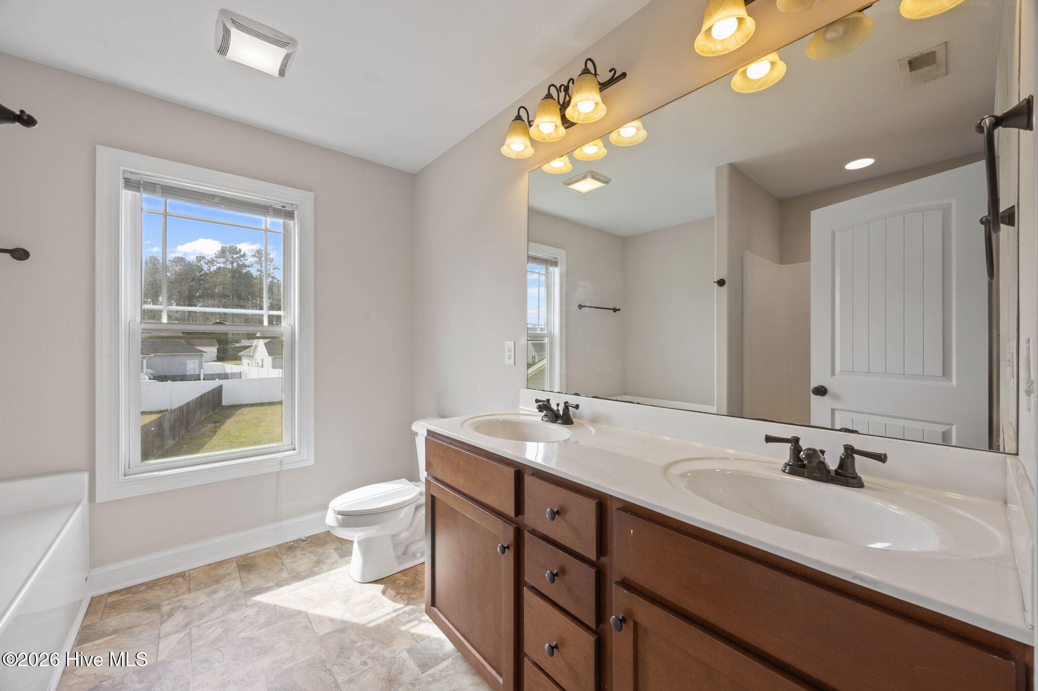 219 Station House Road New Bern, NC 28562 - Photo 25 of 54 22-web-or-mls-0C0A6368