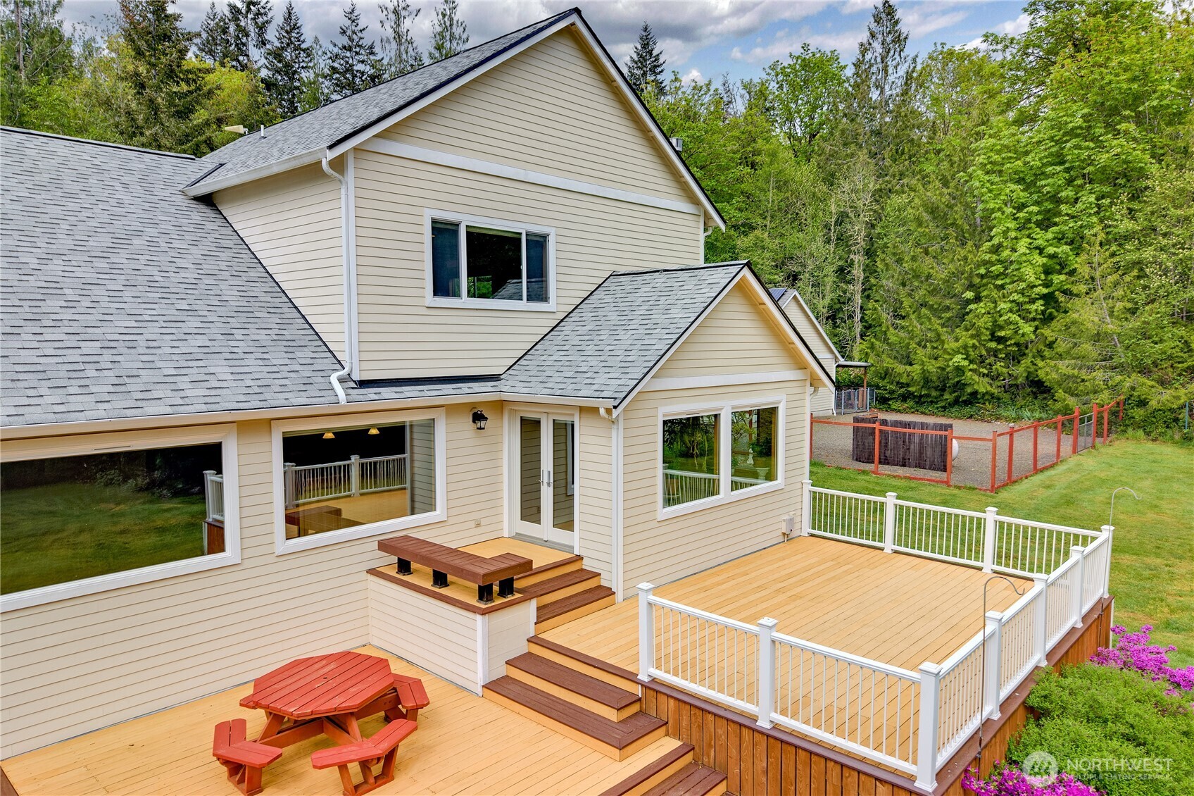 291 Fawn Meadow Road Chimacum, WA 98325 - Photo 14 of 39