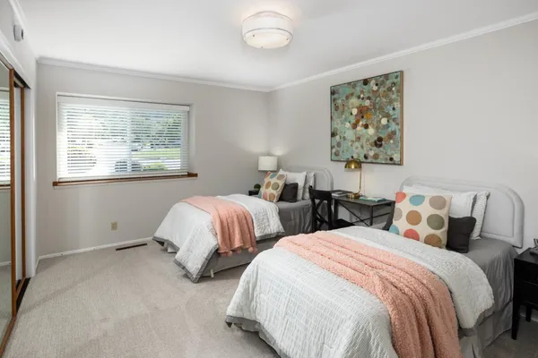 $3,998,000 | 807 University Avenue, Los Altos, CA 94024