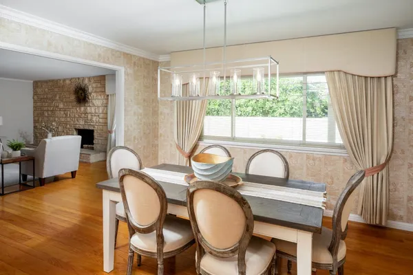 $3,998,000 | 807 University Avenue, Los Altos, CA 94024