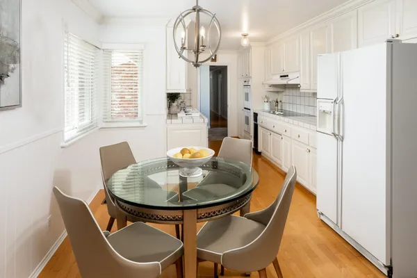 $3,998,000 | 807 University Avenue, Los Altos, CA 94024