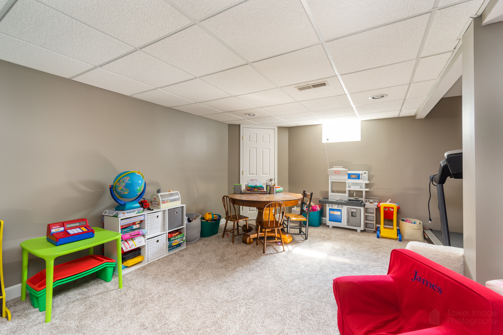 3421 Marquette Road Peru, IL 61354 - Photo 33 of 41 a living room with furniture and a wooden floor
