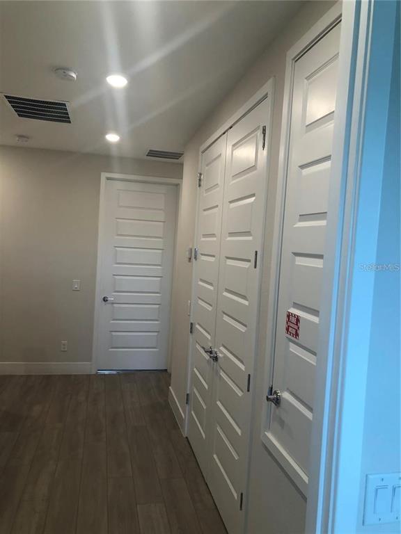 820 Driving Range Court Reunion, FL 34747 - Photo 31 of 45 a view of walk in closet