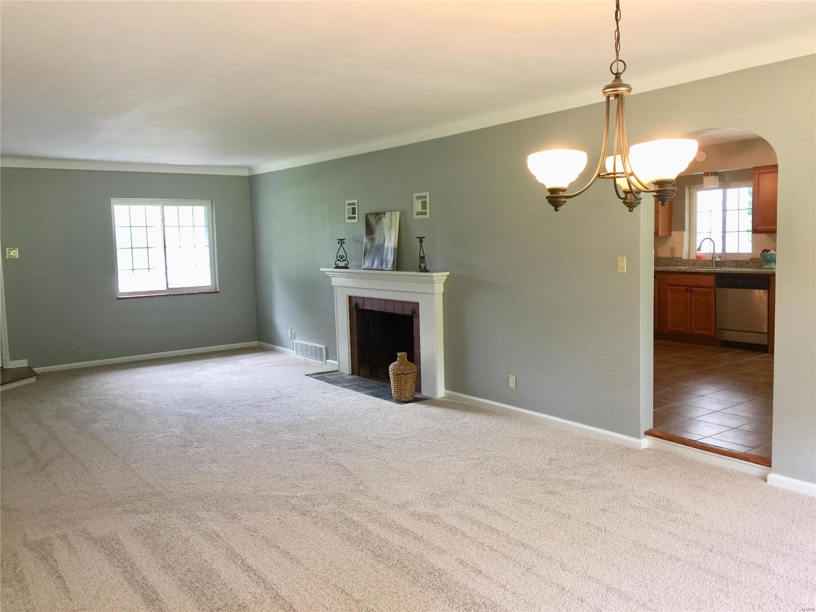 835 New Smizer Mill Road Fenton, MO 63026 - Photo 3 of 18 Gallery Image 3