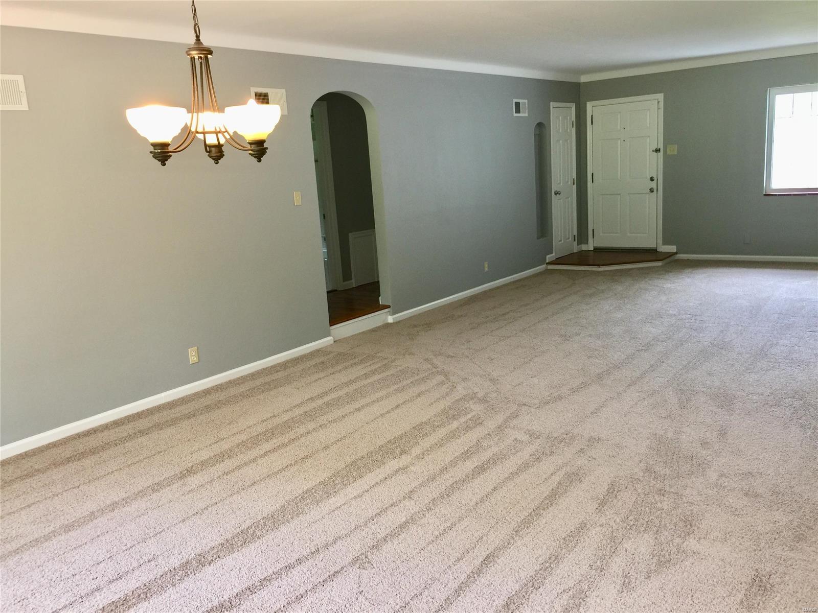 835 New Smizer Mill Road Fenton, MO 63026 - Photo 4 of 18 Gallery Image 4