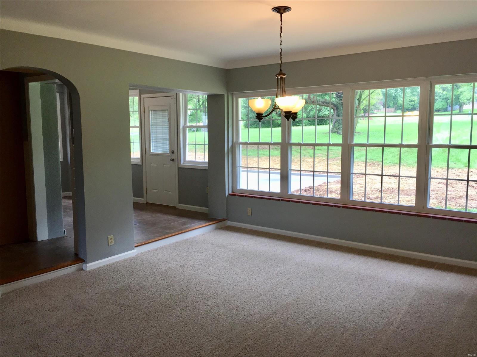 835 New Smizer Mill Road Fenton, MO 63026 - Photo 5 of 18 Gallery Image 5