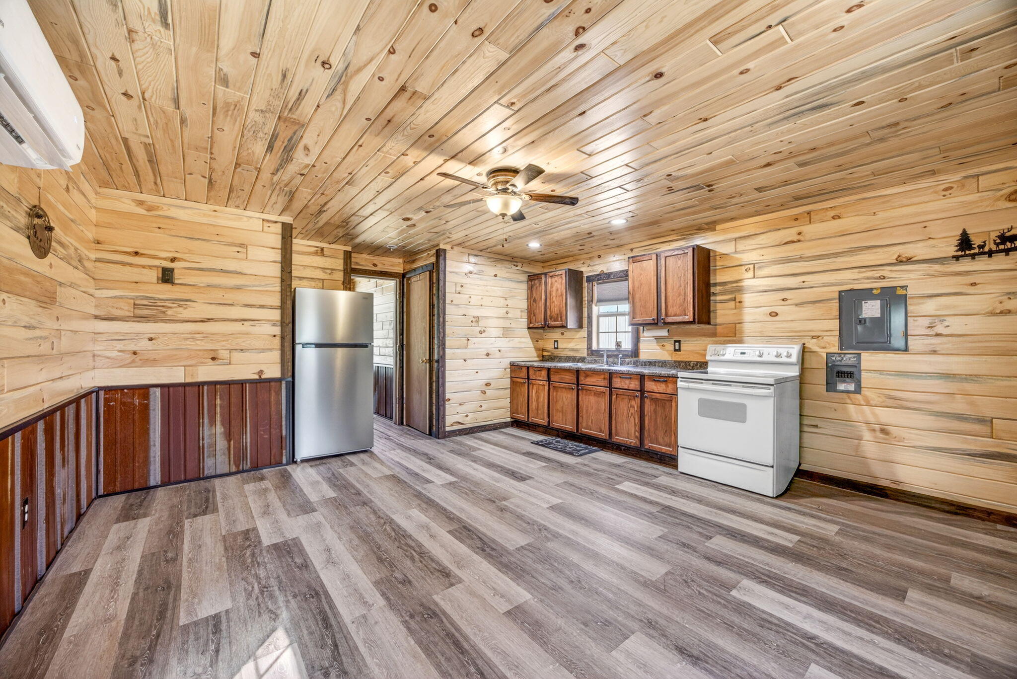 4179 North Lakola Road Leroy, MI 49655 - Photo 14 of 31 16-web-or-mls-3Y2A5711-Edit