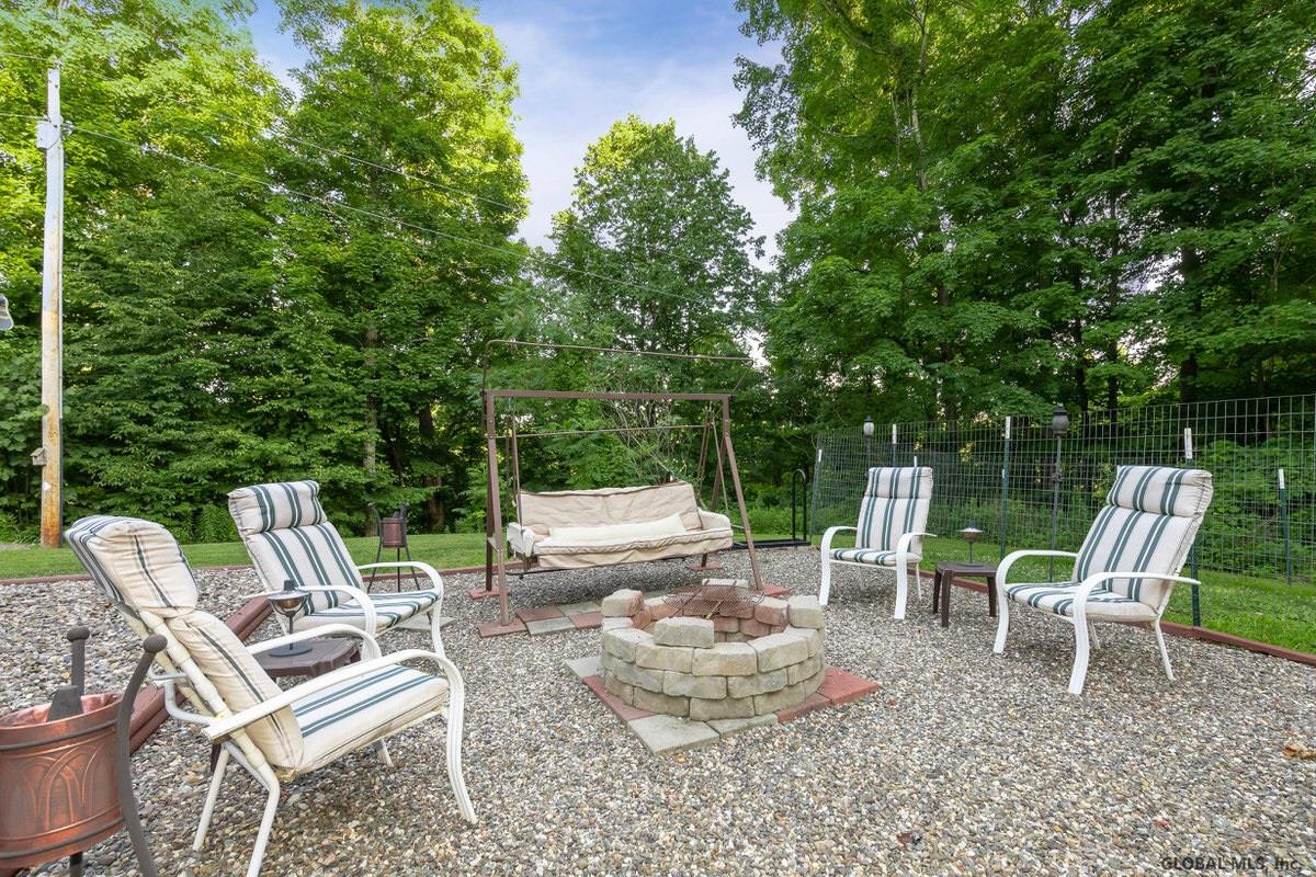 81 Tracey Road Coeymans, NY 12143 - Photo 45 of 53 Photo 46