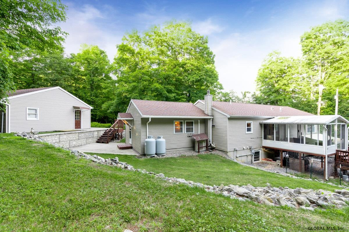 81 Tracey Road Coeymans, NY 12143 - Photo 48 of 53 Photo 49
