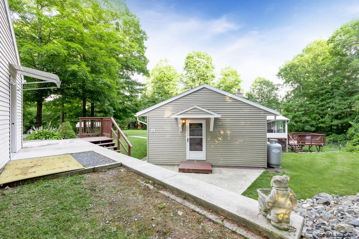 81 Tracey Road Coeymans, NY 12143 - Photo 50 of 53 Photo 51