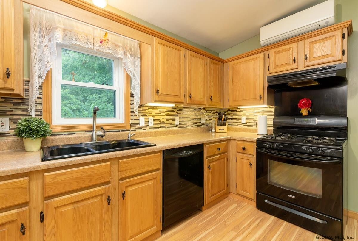 81 Tracey Road Coeymans, NY 12143 - Photo 10 of 53 Photo 10