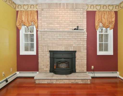 1530 Tarkiln Road Burrillville, RI 02830 - Photo 2 of 12 Living Room.